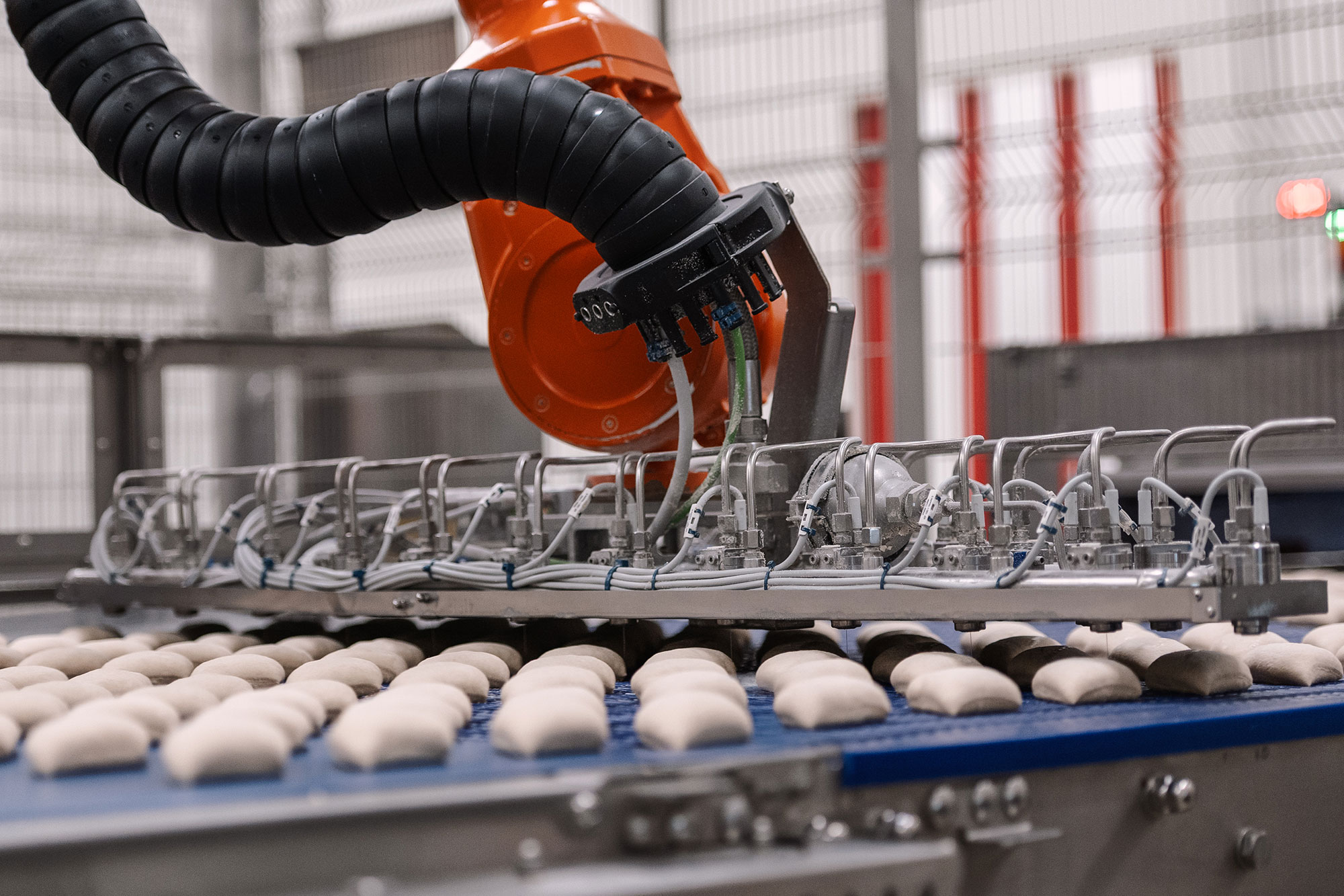 Wasserstrahl-D&uuml;sen zum Einschneiden von Teiglingen